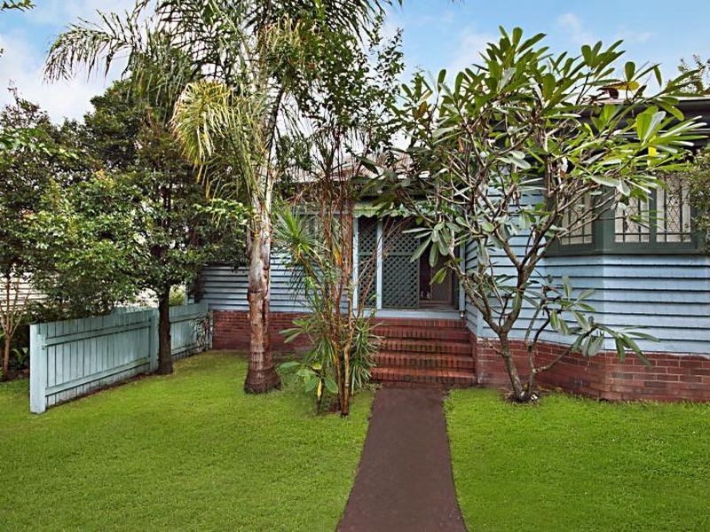 33 Pelham Street, Coorparoo QLD 4151