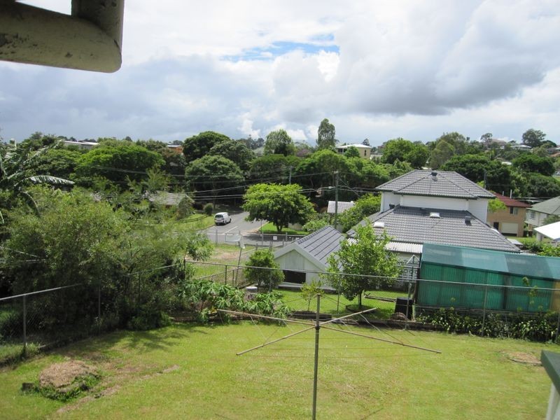 17 Fork Street, Coorparoo QLD 4151