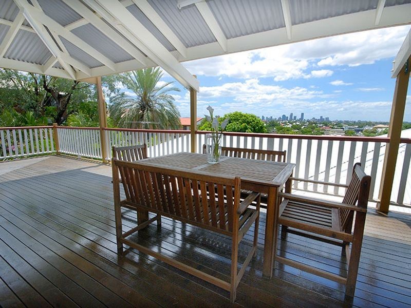 57 Macaulay Street, Coorparoo QLD 4151