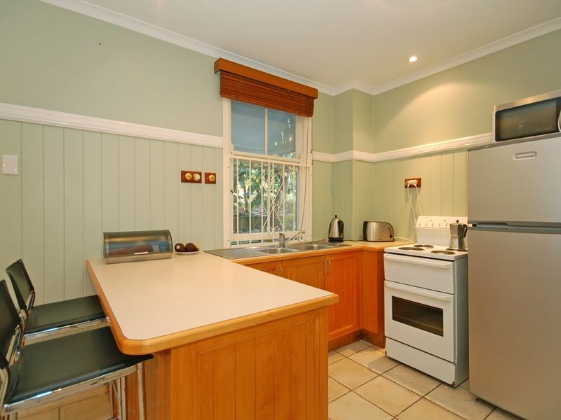 57 Macaulay Street, Coorparoo QLD 4151