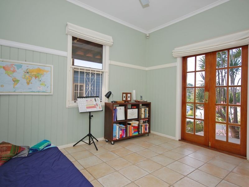 57 Macaulay Street, Coorparoo QLD 4151