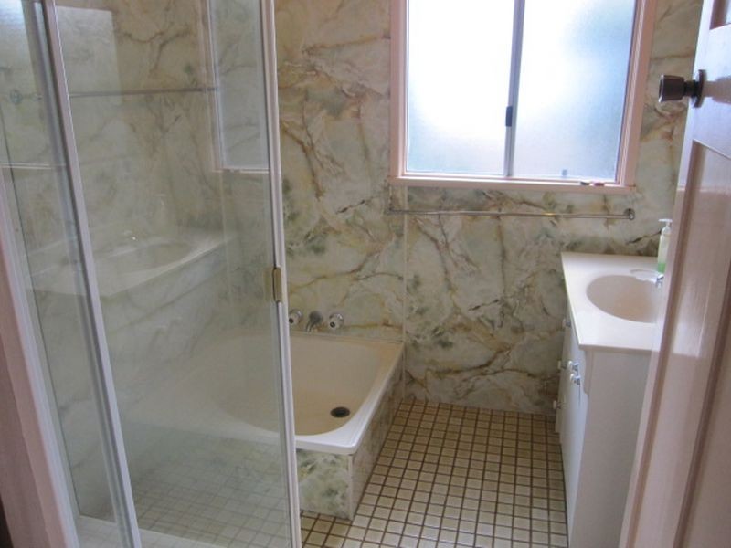 2 Raffles Street, Mount Gravatt East QLD 4122