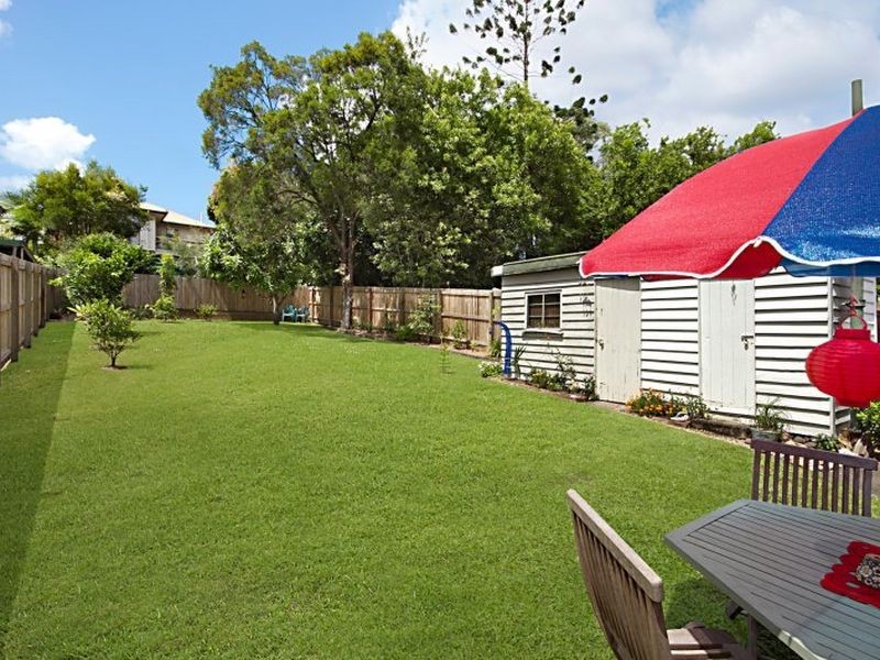 46 Peach Street, Greenslopes QLD 4120