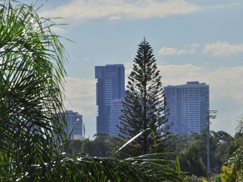 4/23 Robinson Street, Coorparoo QLD 4151