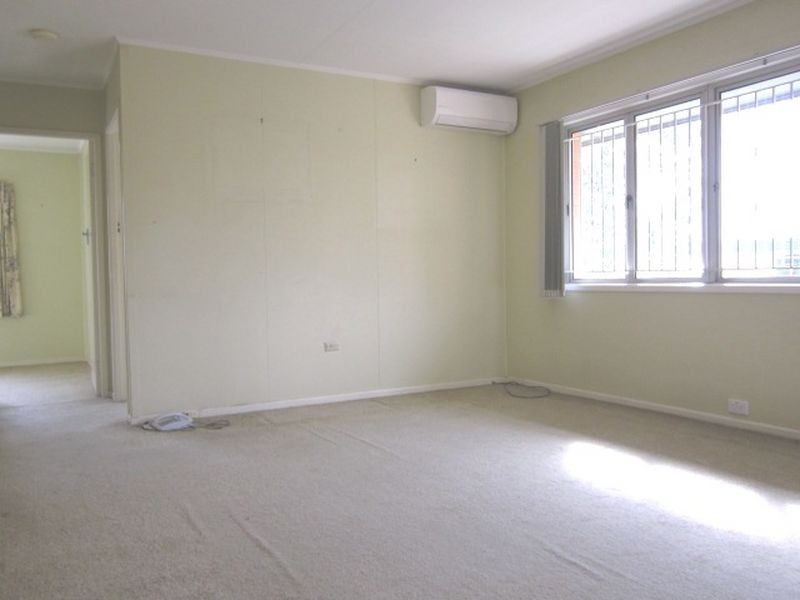 2/5 McLay Street, Coorparoo QLD 4151