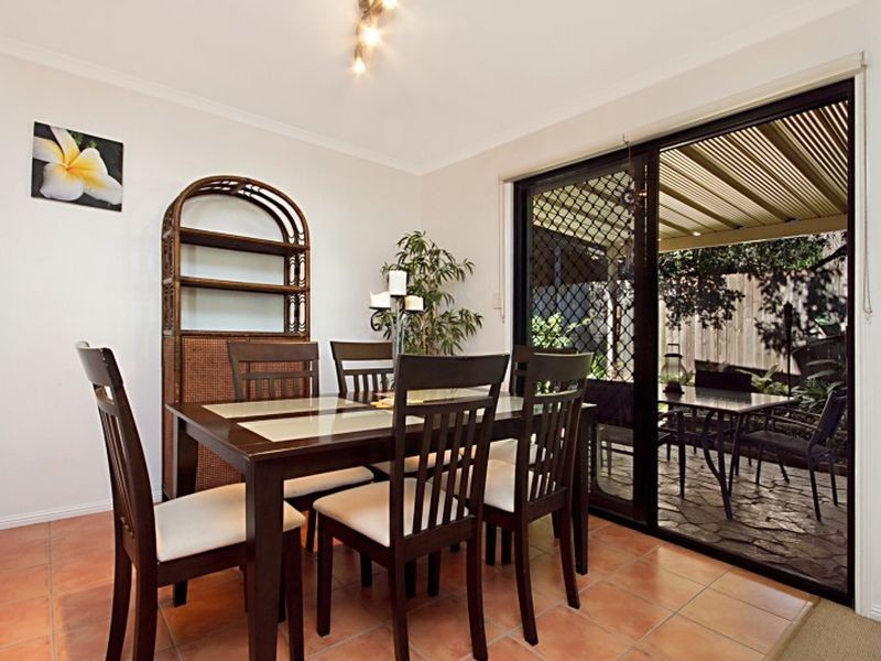 1/7 Curtis Street, Norman Park QLD 4170