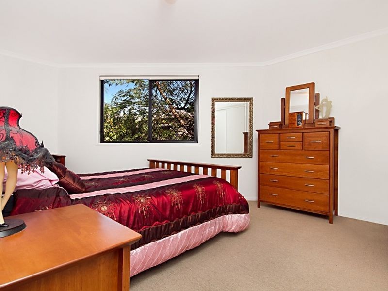 1/7 Curtis Street, Norman Park QLD 4170