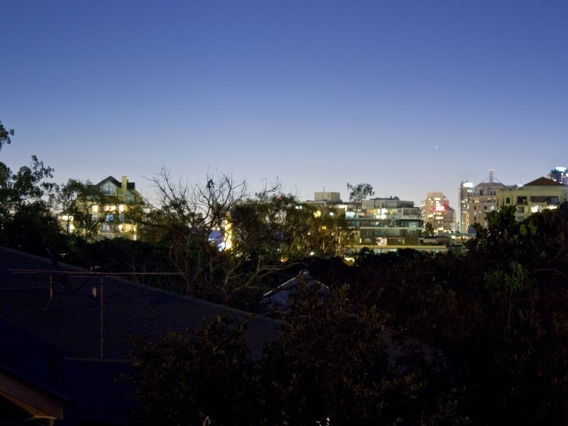 128 Lytton Road, East Brisbane QLD 4169