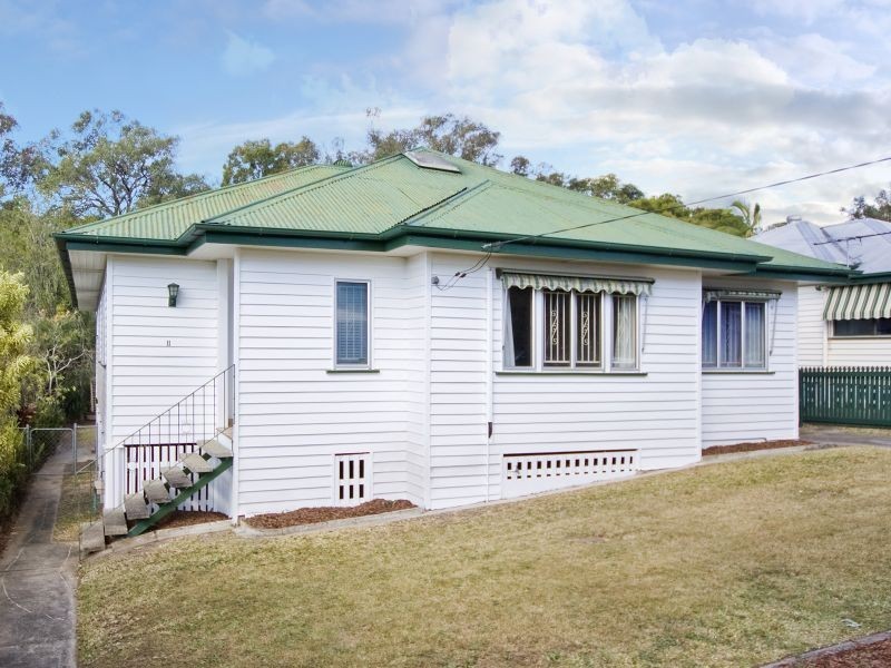 11 Arlington Street, Coorparoo QLD 4151