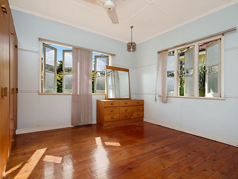 78 Heliopolis Parade, Mitchelton QLD 4053