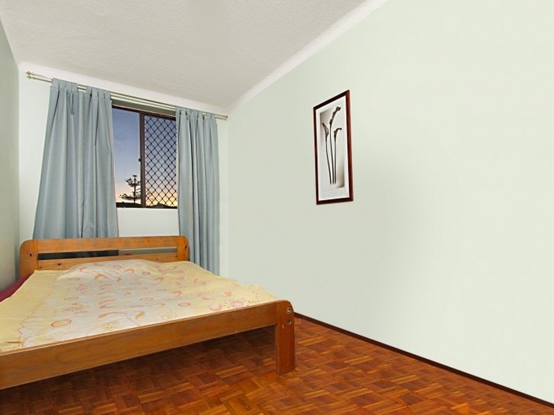2/361 Cornwall Street, Greenslopes QLD 4120