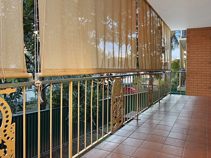 2/361 Cornwall Street, Greenslopes QLD 4120