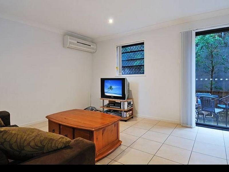 11/74 Creek Road, Mount Gravatt East QLD 4122