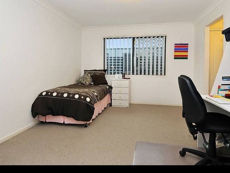 11/74 Creek Road, Mount Gravatt East QLD 4122