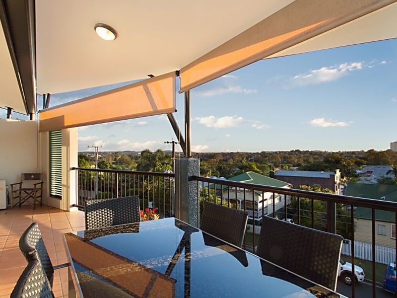 9/16 Norman Crescent, Norman Park QLD 4170