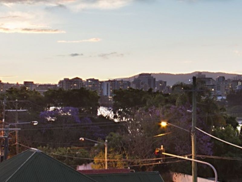 9/16 Norman Crescent, Norman Park QLD 4170