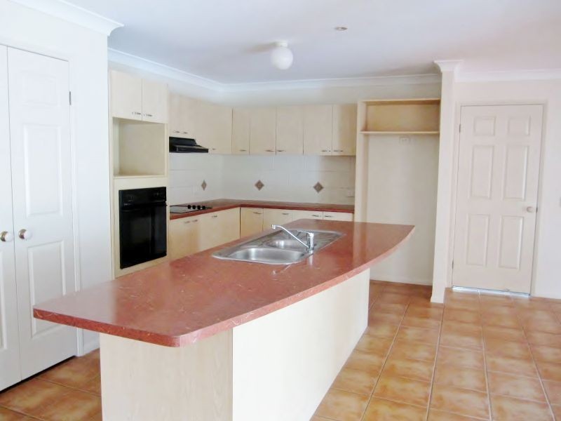 21 Ablington Way, Carindale QLD 4152