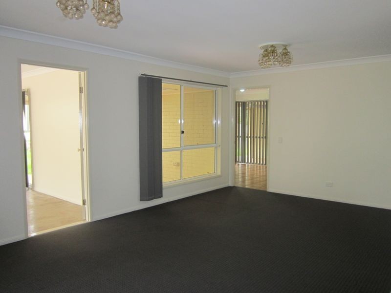 21 Ablington Way, Carindale QLD 4152