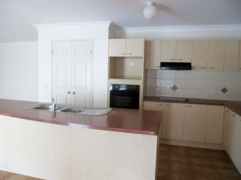 21 Ablington Way, Carindale QLD 4152