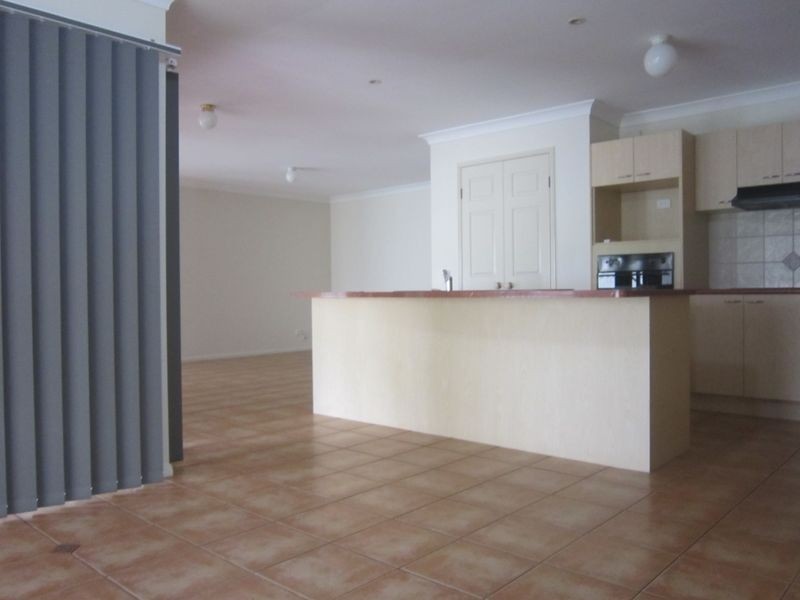 21 Ablington Way, Carindale QLD 4152