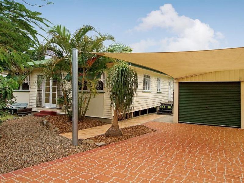113 Birdwood Road, Holland Park West QLD 4121