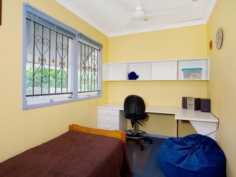 113 Birdwood Road, Holland Park West QLD 4121