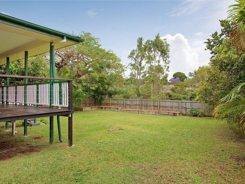 113 Birdwood Road, Holland Park West QLD 4121