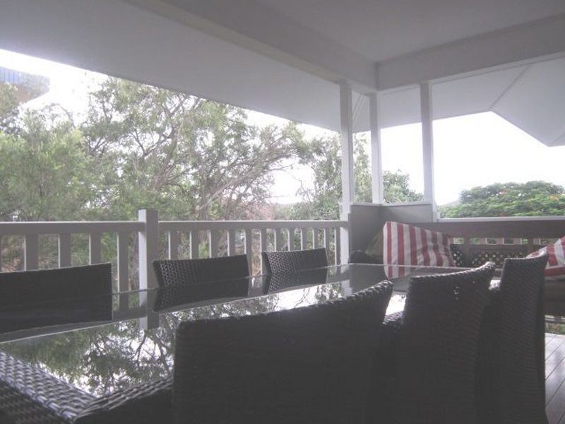 10/30 Rutland Street, Coorparoo QLD 4151