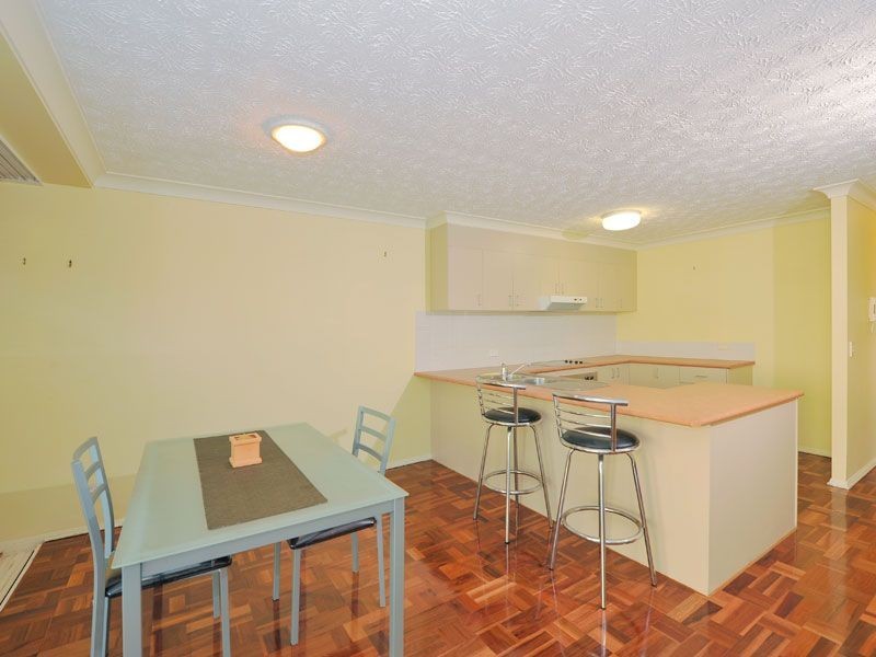 19/96 Norman Crescent, Norman Park QLD 4170