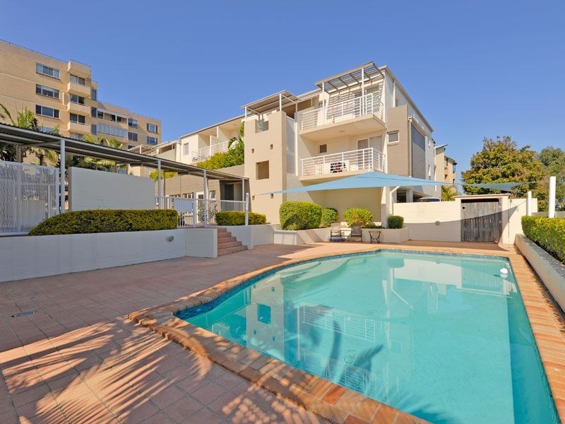 19/96 Norman Crescent, Norman Park QLD 4170