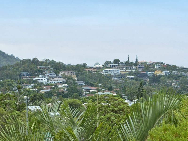 52 Geelong Avenue, Holland Park QLD 4121