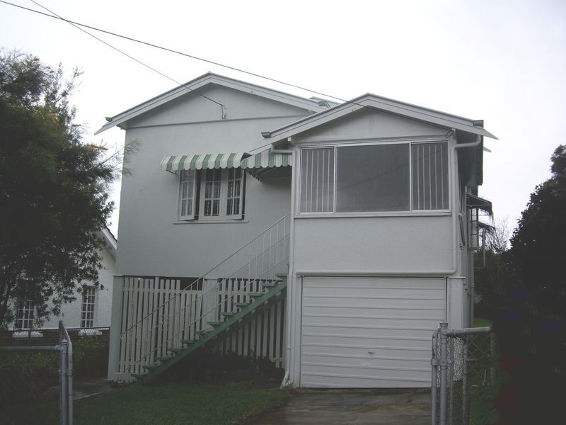 27 Hunter Street, Greenslopes QLD 4120