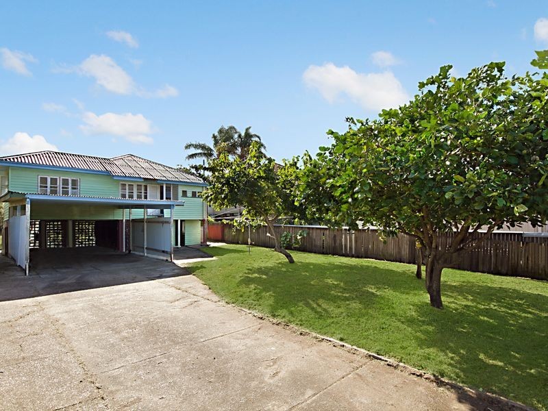 78 Heliopolis Parade, Mitchelton QLD 4053