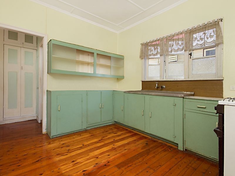 78 Heliopolis Parade, Mitchelton QLD 4053