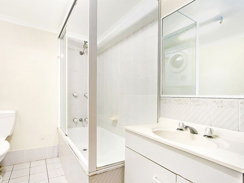 1/70 Jellicoe Street, Coorparoo QLD 4151