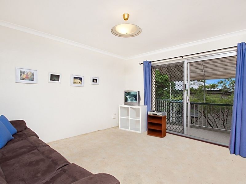 4/19 Leigh Street, Coorparoo QLD 4151
