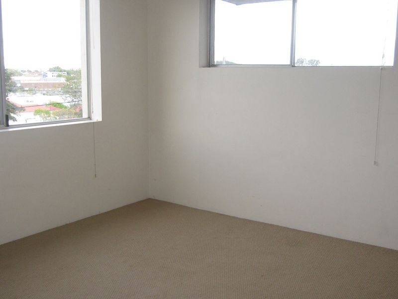 1/31 St Leonards Street, Coorparoo QLD 4151