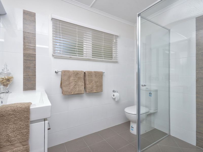 4/11 Henry Street, Greenslopes QLD 4120