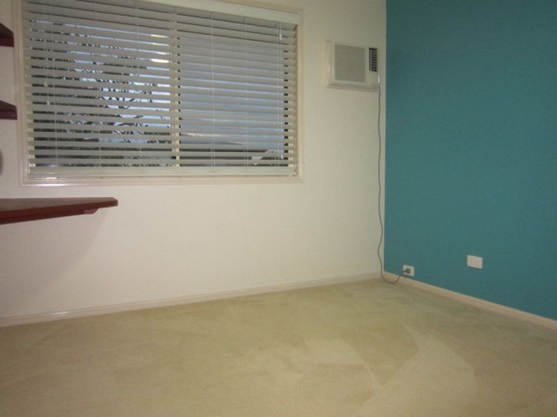 3/70 Denman Street, Greenslopes QLD 4120