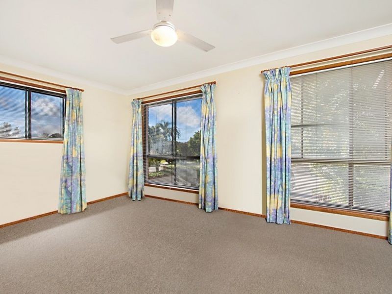 349 Winstanley Street, Carindale QLD 4152