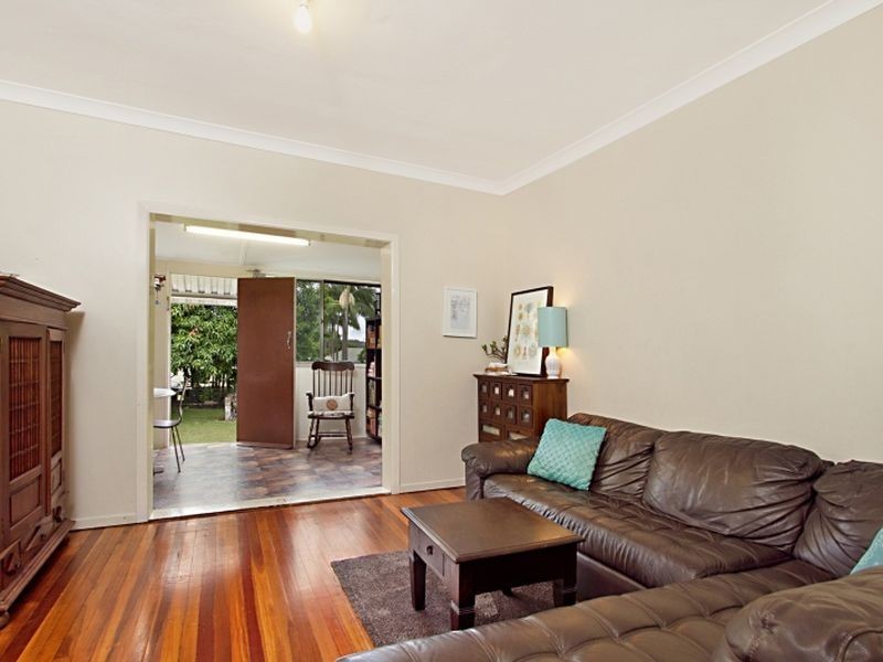 3 Cradock Street, Holland Park QLD 4121