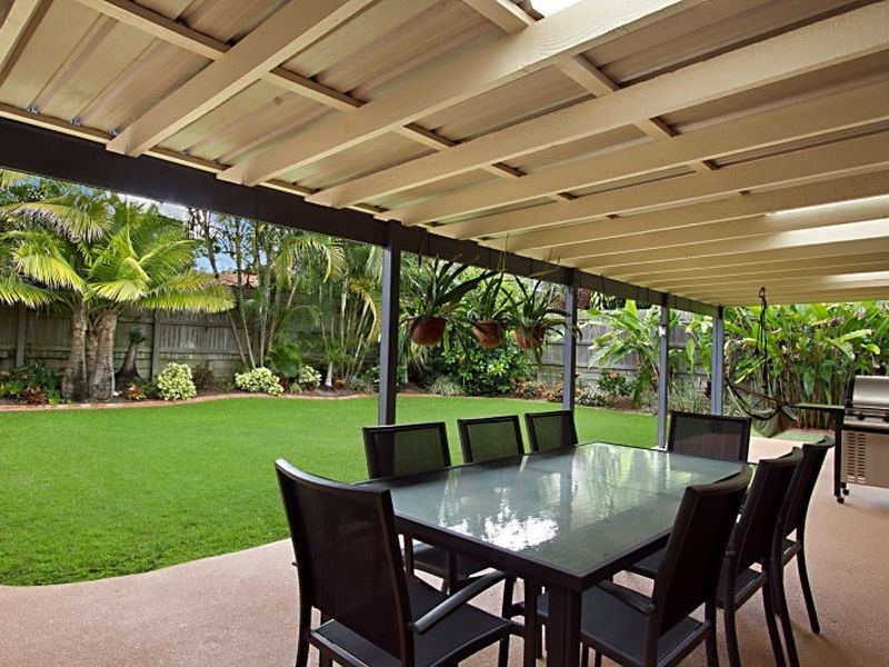 61 Nardie Street, Eight Mile Plains QLD 4113