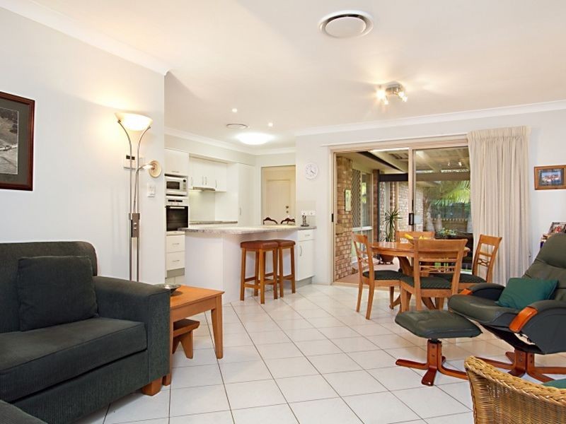 61 Nardie Street, Eight Mile Plains QLD 4113