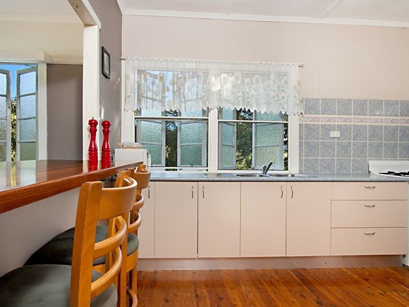 57 Gladstone Street, Coorparoo QLD 4151