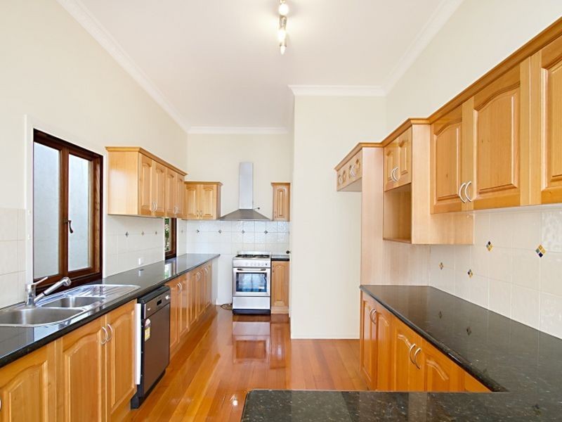 52 Amelia Street, Coorparoo QLD 4151