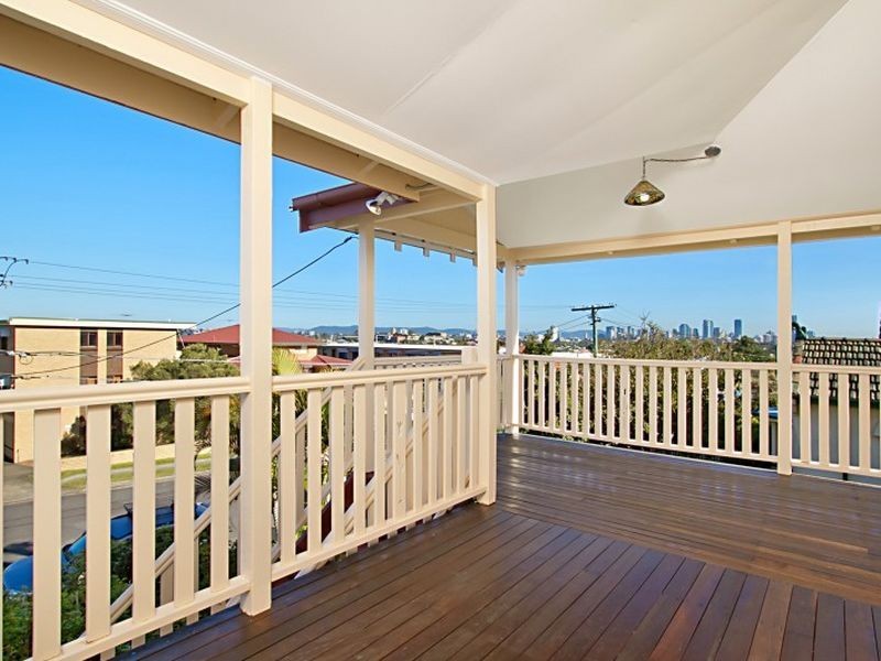 52 Amelia Street, Coorparoo QLD 4151