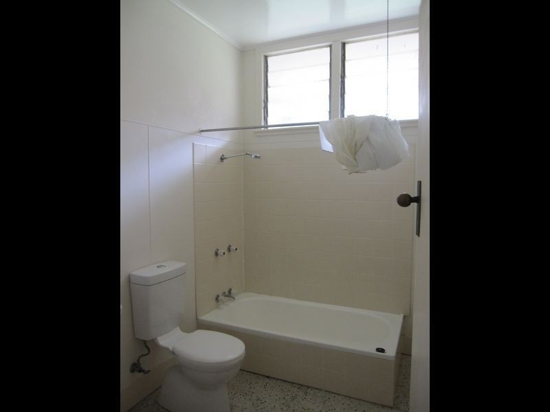 2/83 Mackay Street, Coorparoo QLD 4151