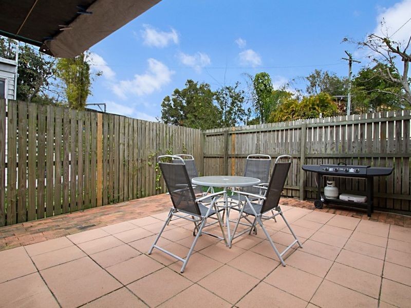 1/55 Railway Parade, Norman Park QLD 4170