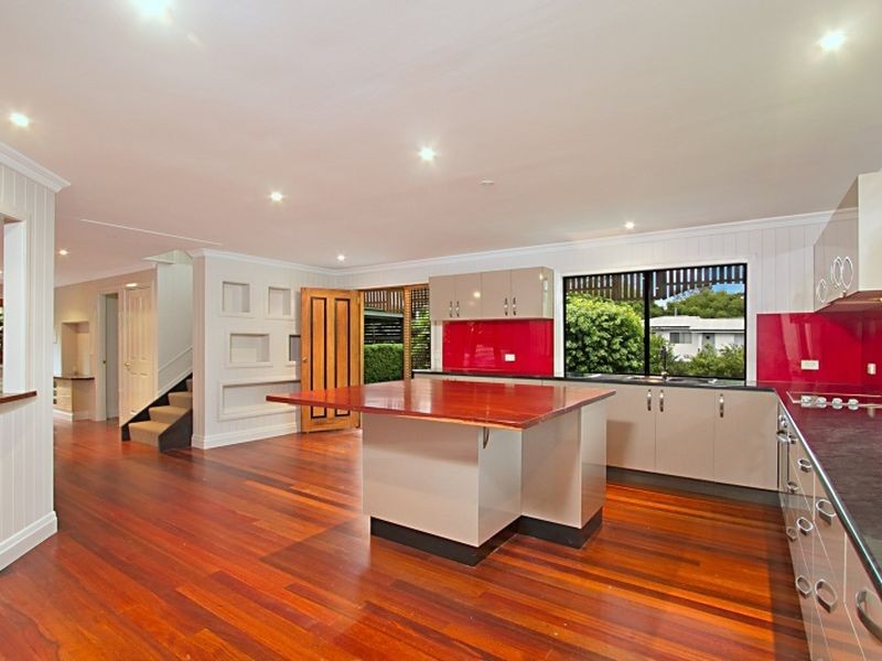 25 Salisbury Street, Coorparoo QLD 4151