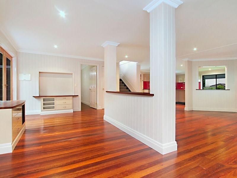 25 Salisbury Street, Coorparoo QLD 4151